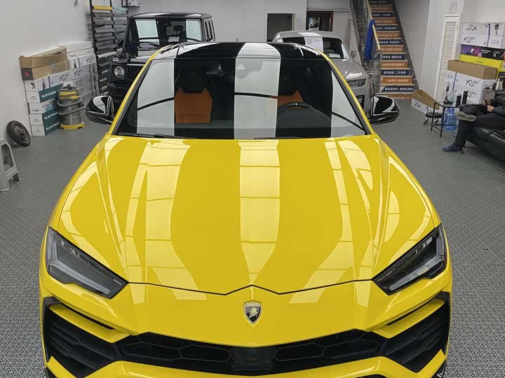 Фото 6 - Lamborghini Urus