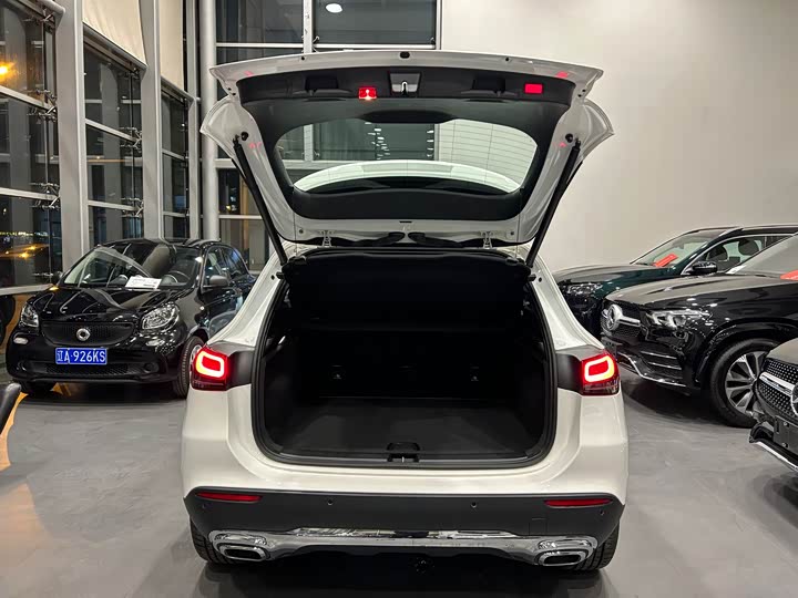 Фото 19 - Mercedes-Benz GLA-Class