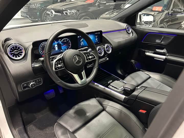 Фото 5 - Mercedes-Benz GLA-Class