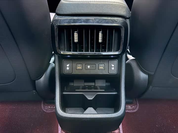 Фото 16 - Hyundai Custo