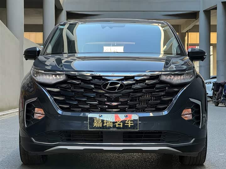 Фото 2 - Hyundai Custo