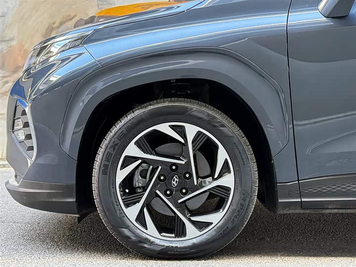 Фото 6 - Hyundai Custo