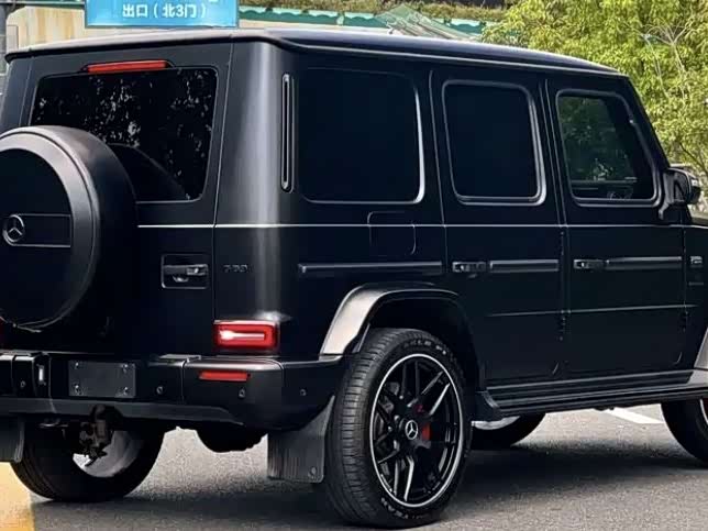 Фото 3 - Mercedes-Benz G-Class AMG