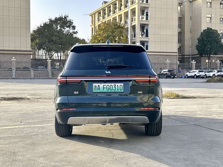 Фото 14 - LiXiang One