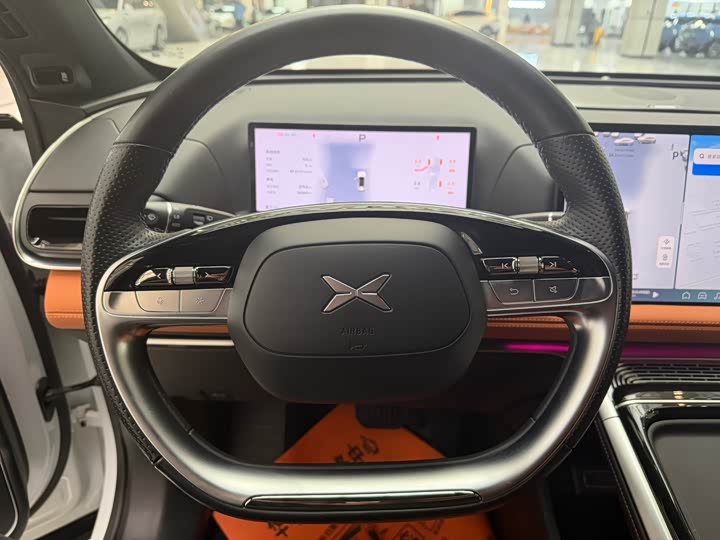 Фото 10 - XPeng G9