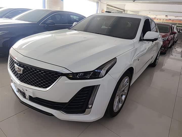 Фото 1 - Cadillac CT5