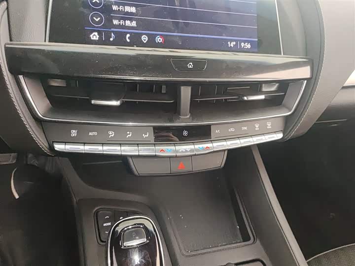 Фото 13 - Cadillac CT5