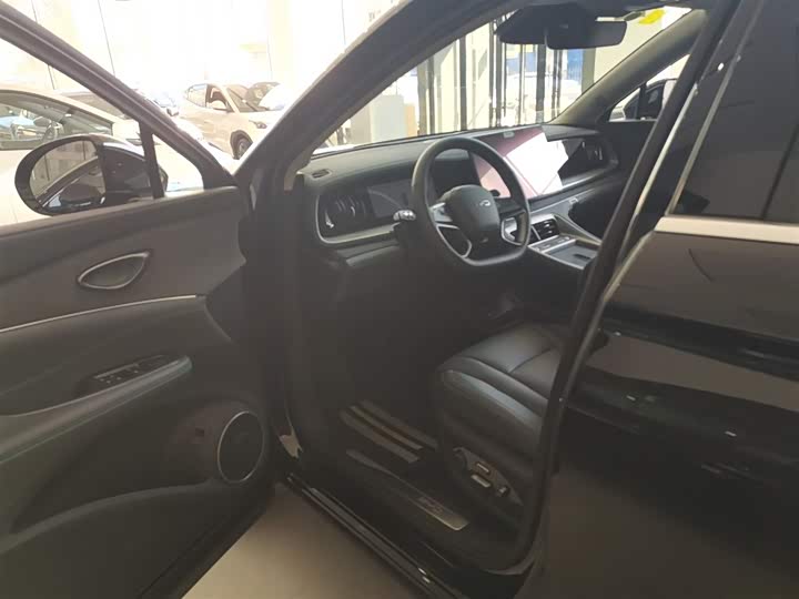 Фото 15 - BYD Sea Lion 07 DM-i Hybrid