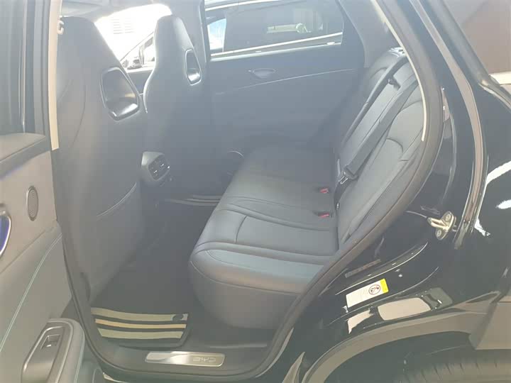 Фото 17 - BYD Sea Lion 07 DM-i Hybrid