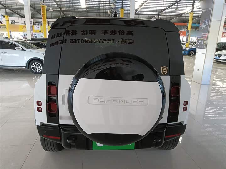 Фото 6 - Land Rover Defender