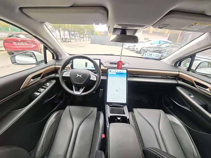 Фото 8 - XPeng P5