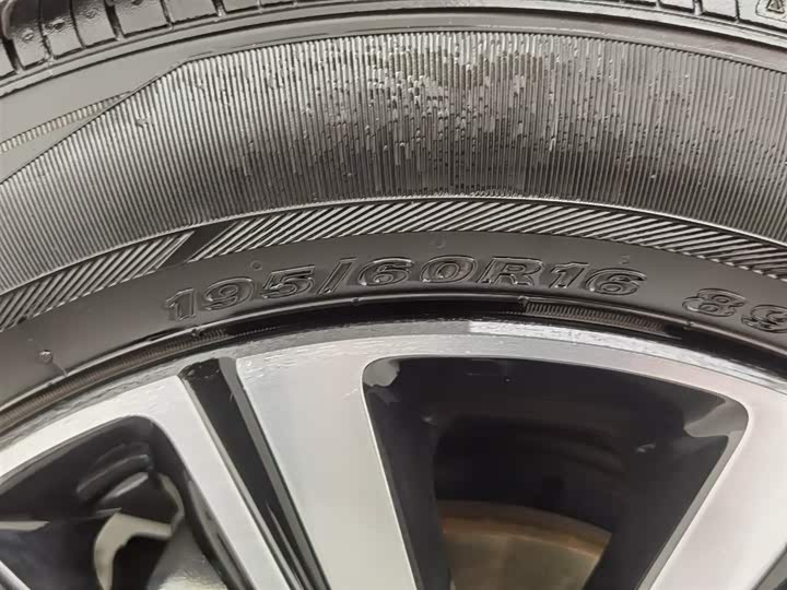 Фото 24 - Kia KX1