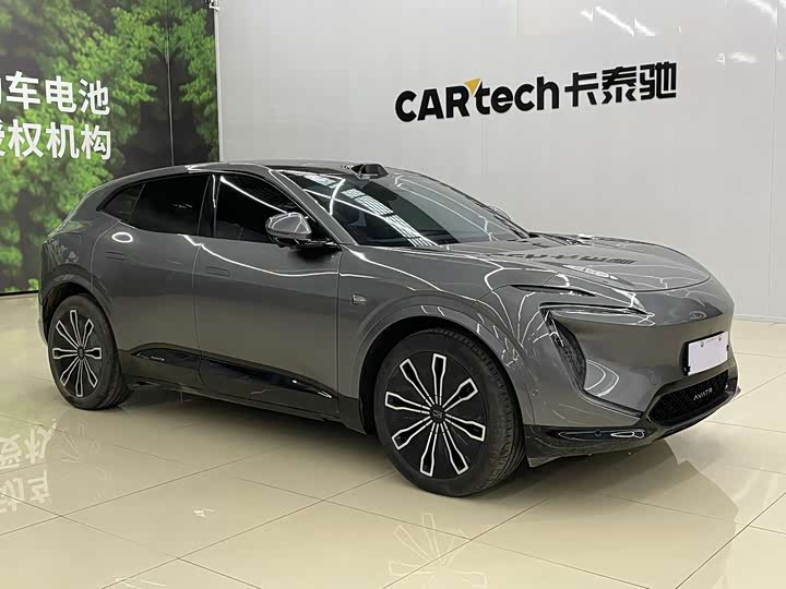 Фото 3 - Avatr 07