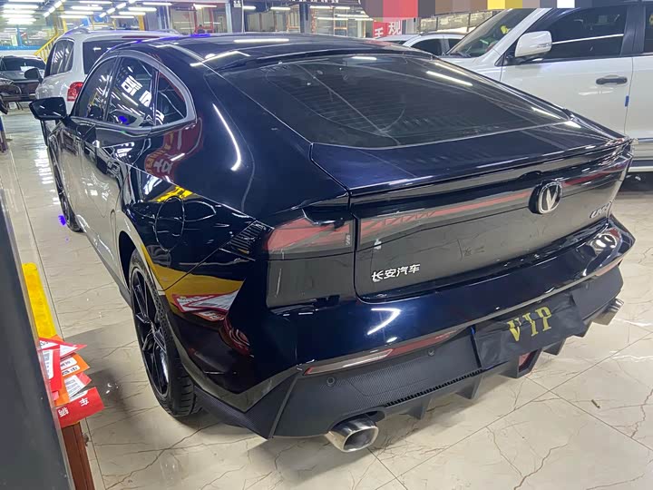 Фото 5 - Changan UNI-V