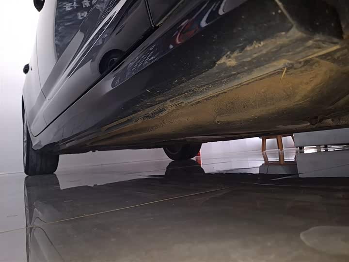 Фото 21 - Audi A6L