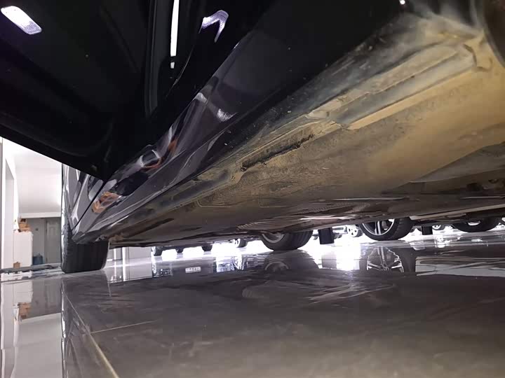 Фото 22 - Audi A6L