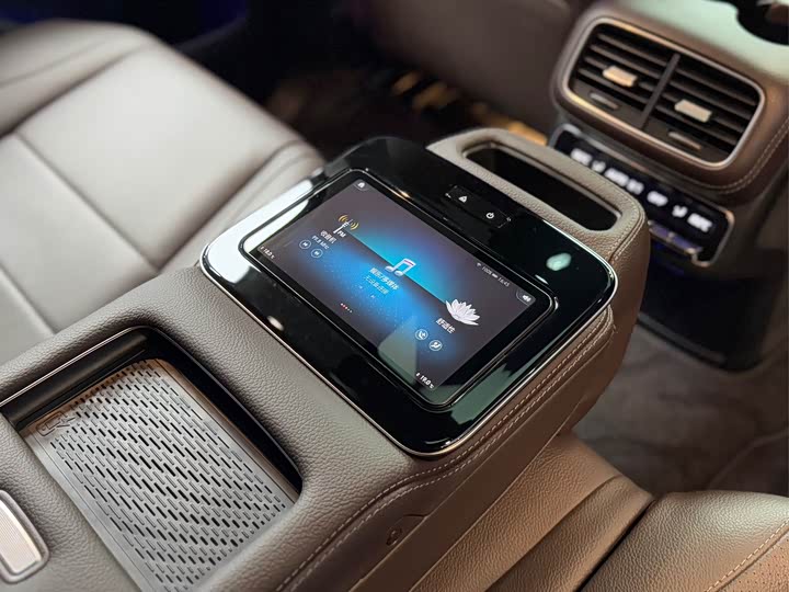 Фото 19 - Mercedes-Benz GLE-Class