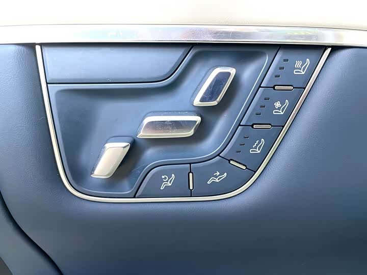 Фото 11 - Zeekr 009