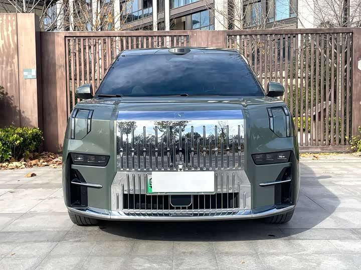 Фото 2 - Zeekr 009