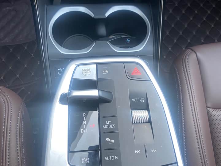 Фото 10 - BMW X1