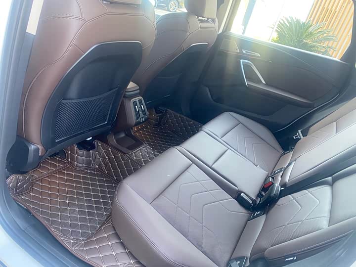 Фото 16 - BMW X1