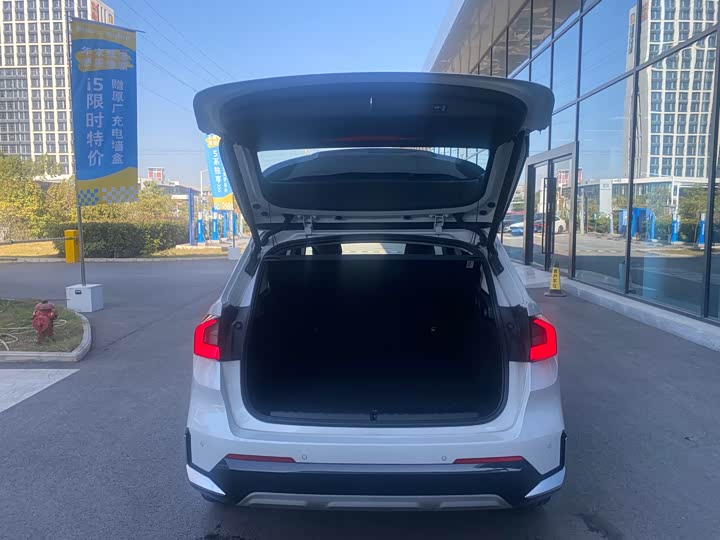 Фото 17 - BMW X1