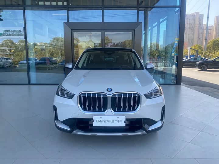 Фото 3 - BMW X1