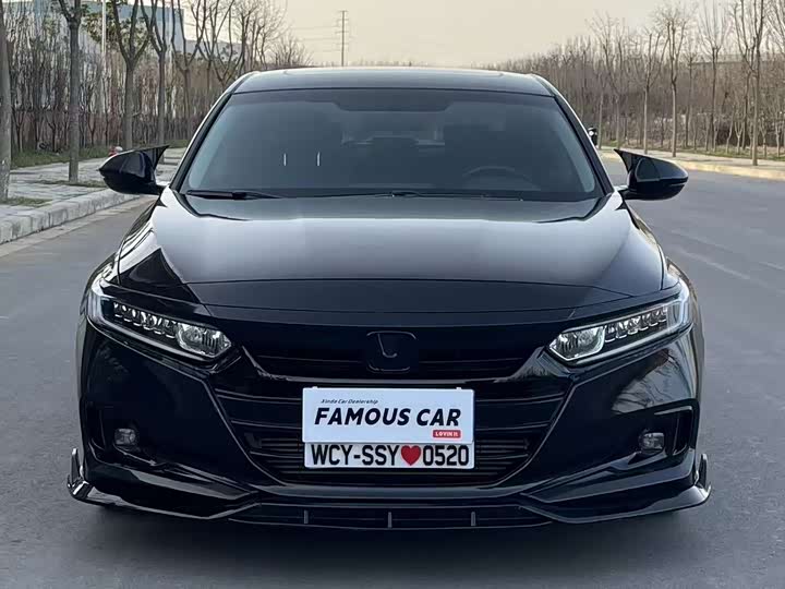 Фото 2 - Honda Accord