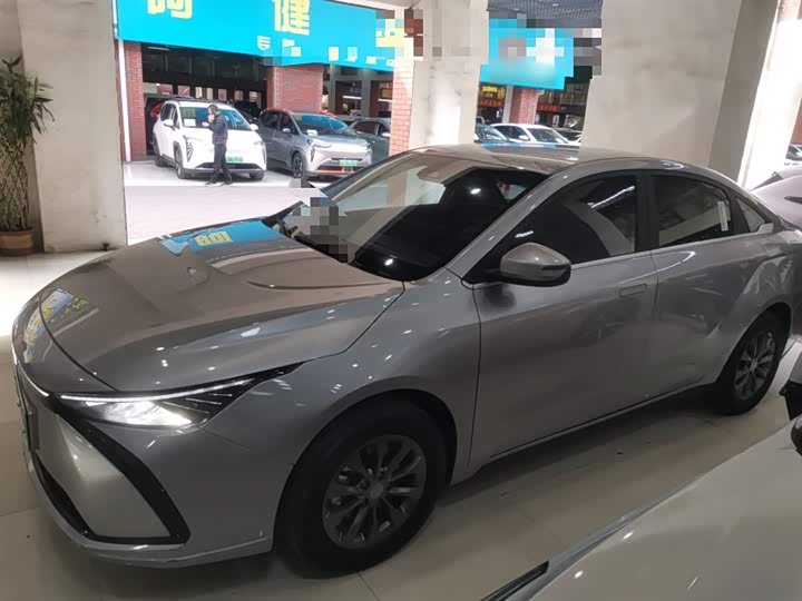 Фото 5 - Geely Geometry G6