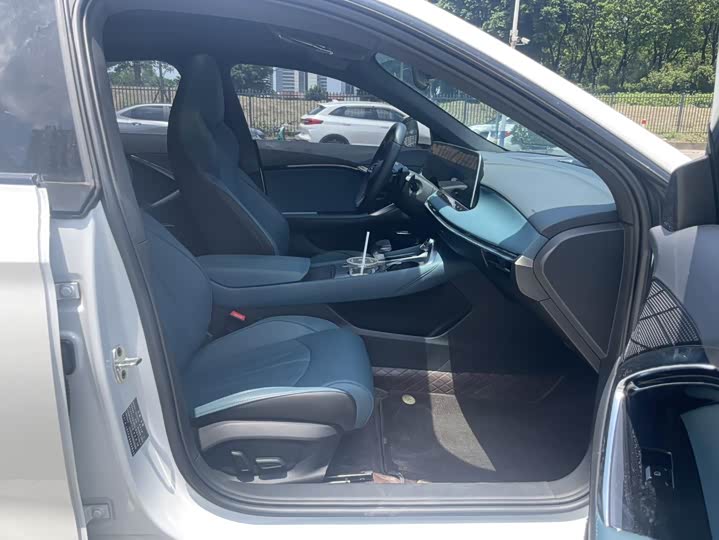 Фото 6 - MG Motor 7