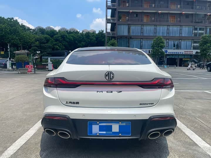 Фото 9 - MG Motor 7