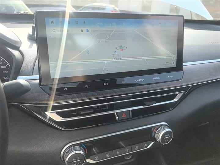 Фото 13 - Nissan Teana