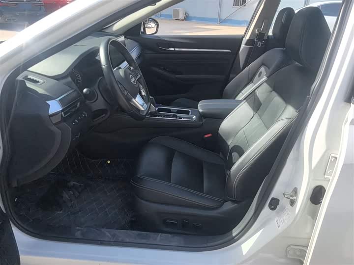 Фото 15 - Nissan Teana