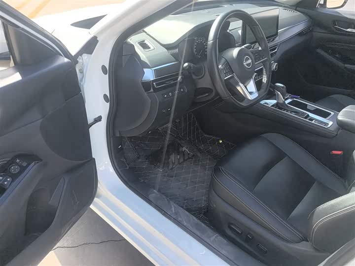 Фото 16 - Nissan Teana