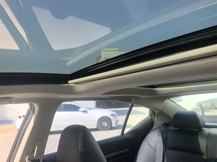 Фото 18 - Nissan Teana