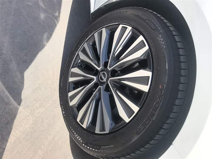 Фото 23 - Nissan Teana