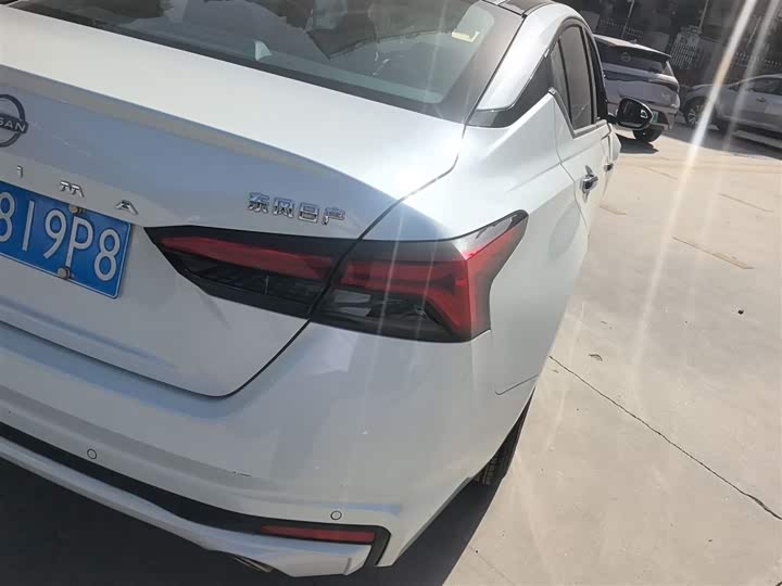 Фото 8 - Nissan Teana