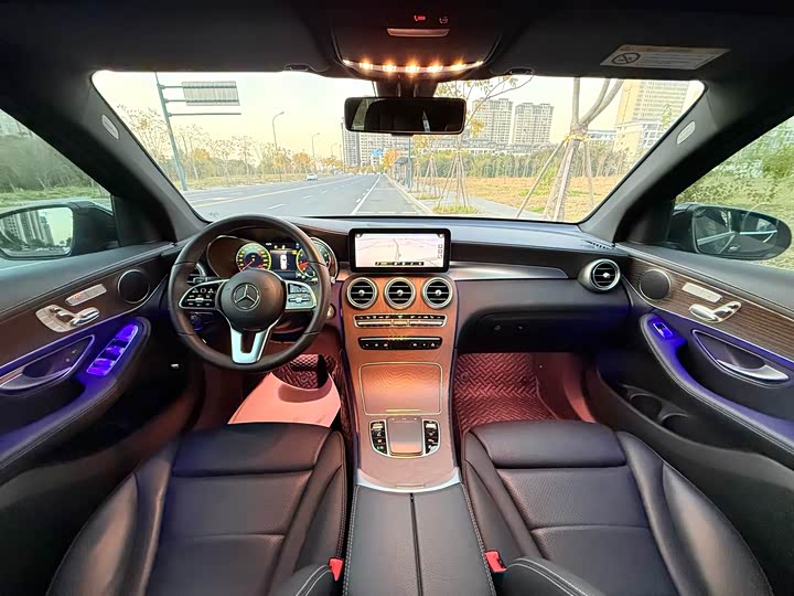 Фото 13 - Mercedes-Benz GLC-Class