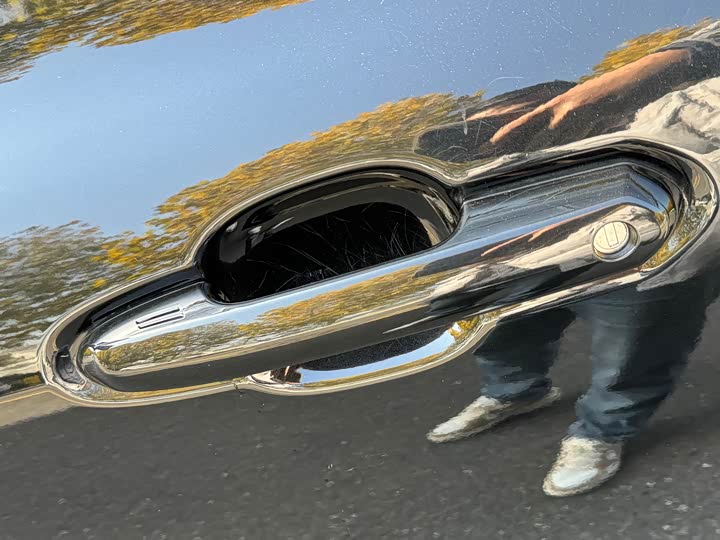 Фото 7 - Toyota Crown Kluger