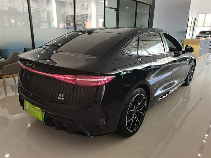 Фото 7 - BYD Seal