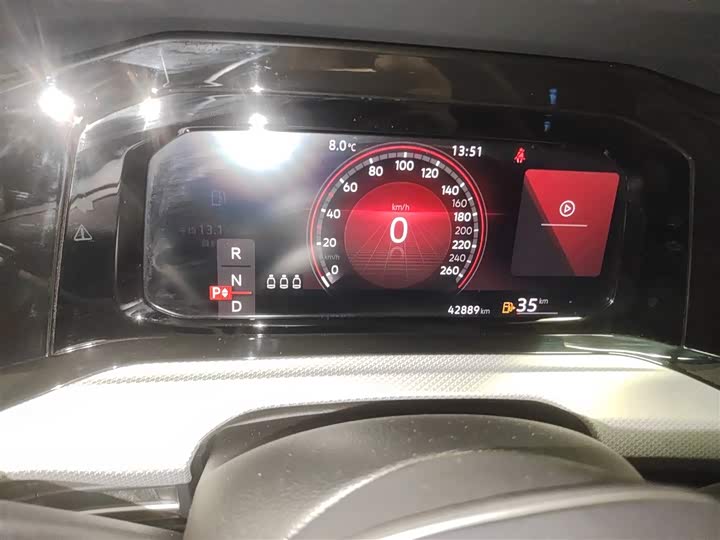 Фото 12 - Volkswagen Golf