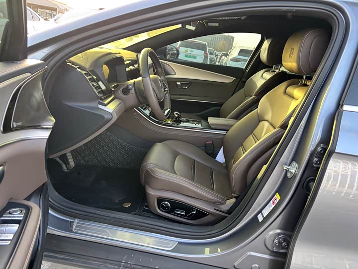 Фото 5 - BYD Han