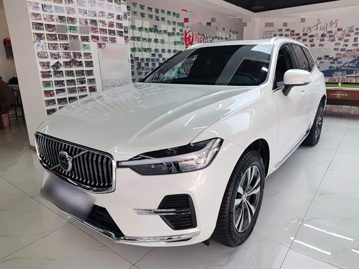 Фото 2 - Volvo XC60