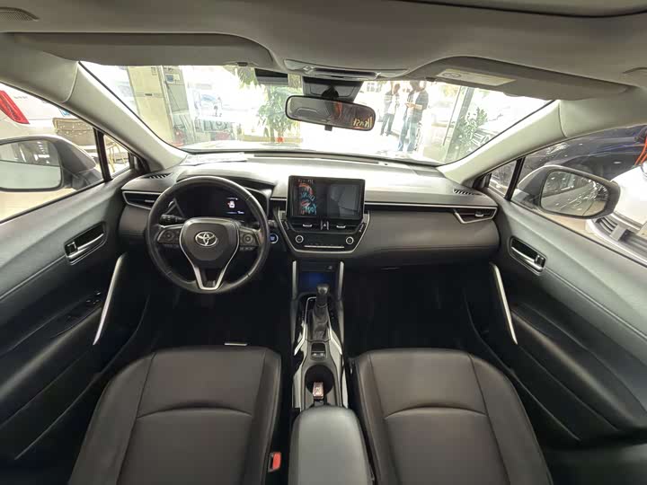 Фото 4 - Toyota Corolla Cross