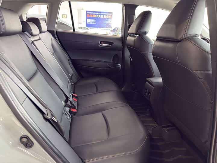 Фото 8 - Toyota Corolla Cross