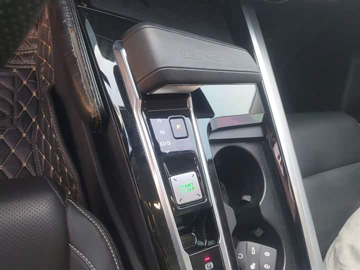 Фото 14 - MG Motor One