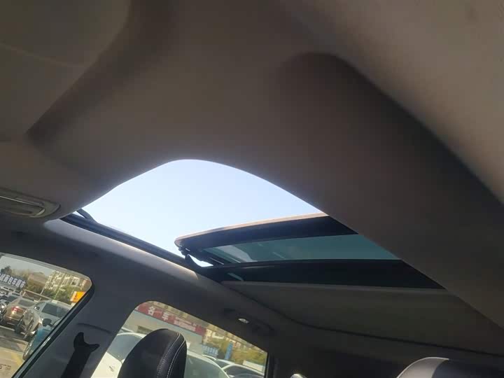 Фото 18 - MG Motor One