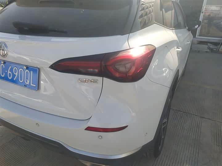 Фото 8 - MG Motor One