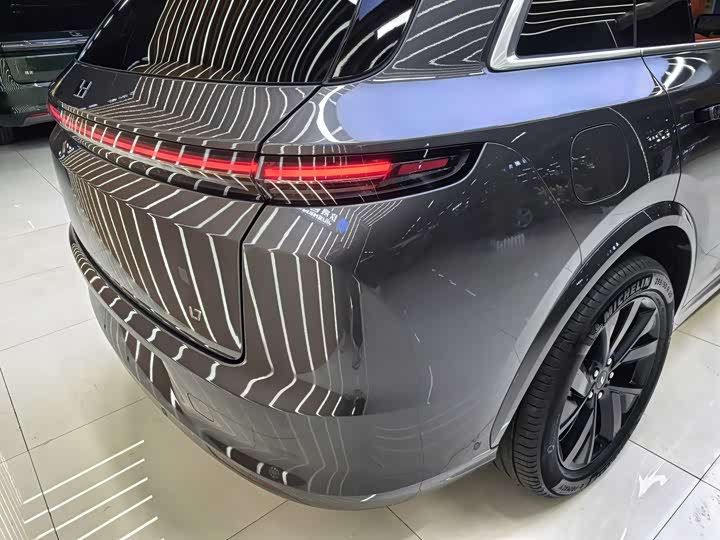 Фото 13 - LiXiang L7