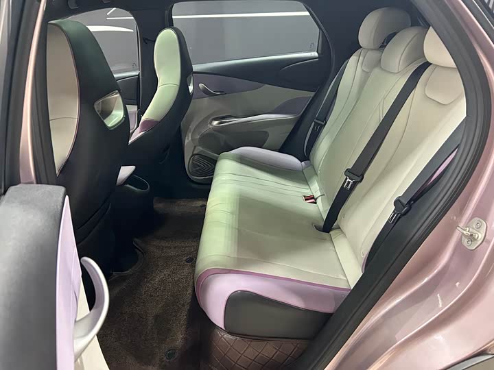 Фото 10 - BYD Dolphin